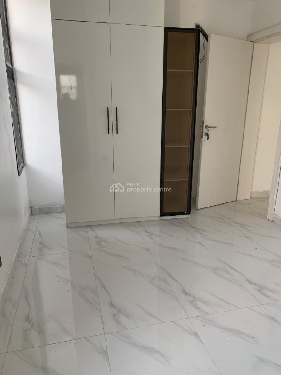 Two Bedroom Apartment, Off Freedom Way, Lekki Phase 1, Lekki, Lagos, Flat / Apartment for Sale