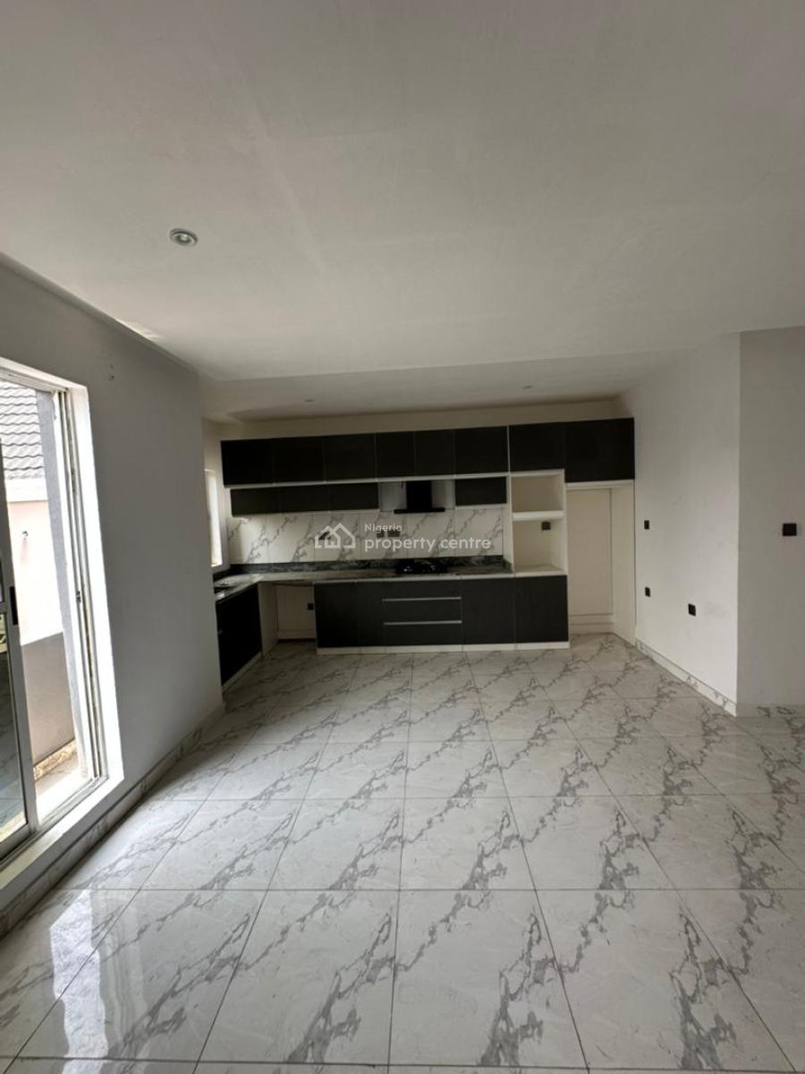 Two Bedroom Flat with Aircon, Elevator and Swimming Pool, Ilasan, Lekki, Lagos, Flat / Apartment for Rent