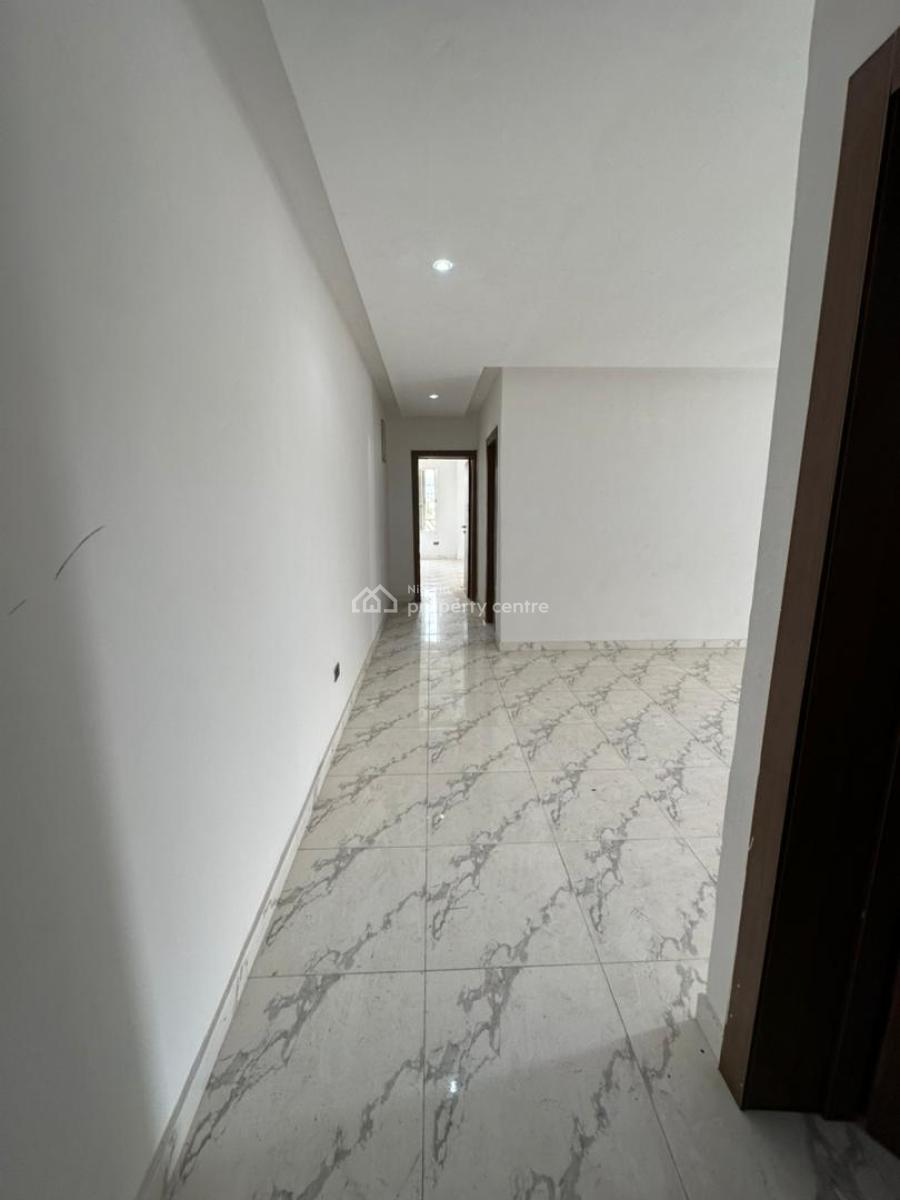 Two Bedroom Flat with Aircon, Elevator and Swimming Pool, Ilasan, Lekki, Lagos, Flat / Apartment for Rent