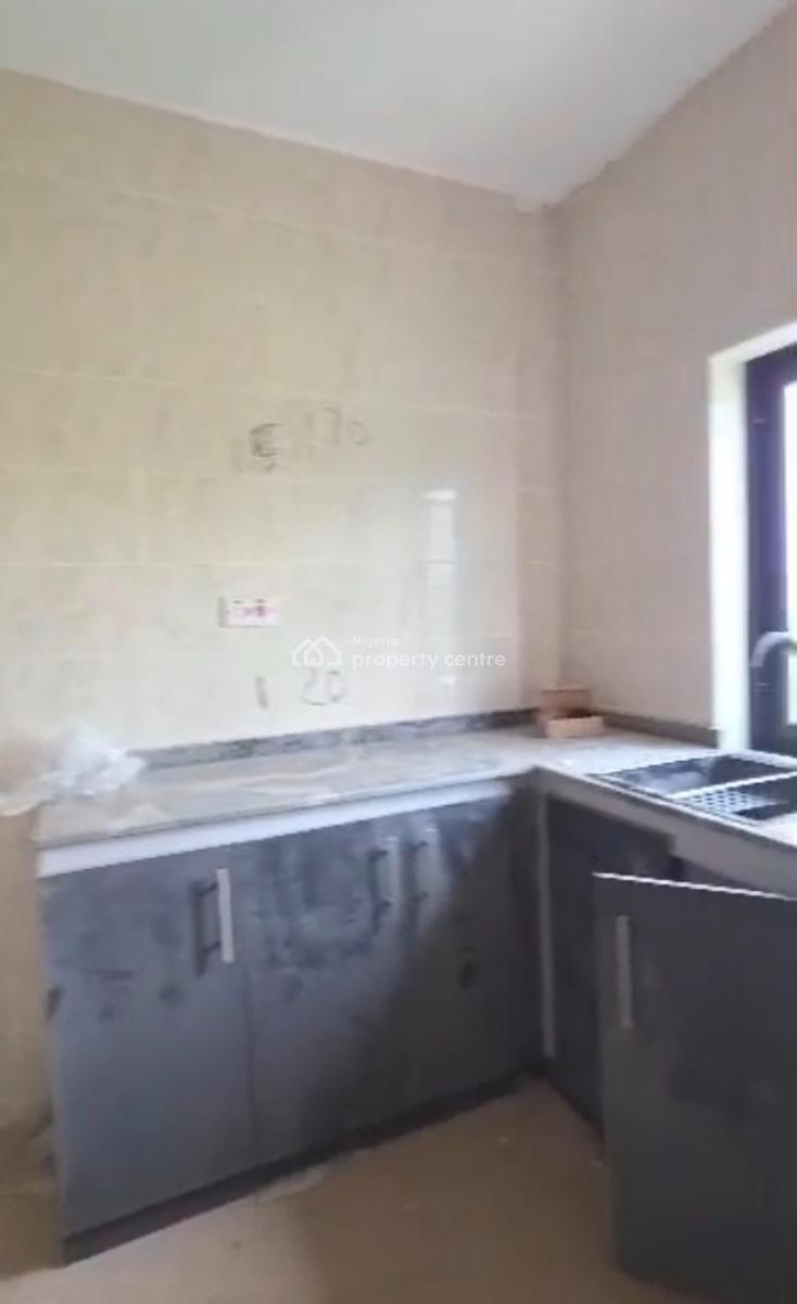 2 Bedroom Apartment, Dawaki, Gwarinpa, Abuja, Flat / Apartment for Rent