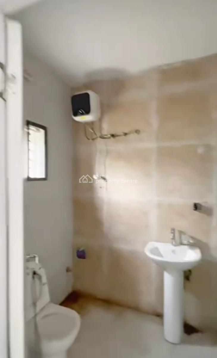 Newly Built & Serviced 2 Bedroom Upstairs Apartment { Video}, Abraham Adesanya Estate, Ajah, Lagos, Flat / Apartment for Rent
