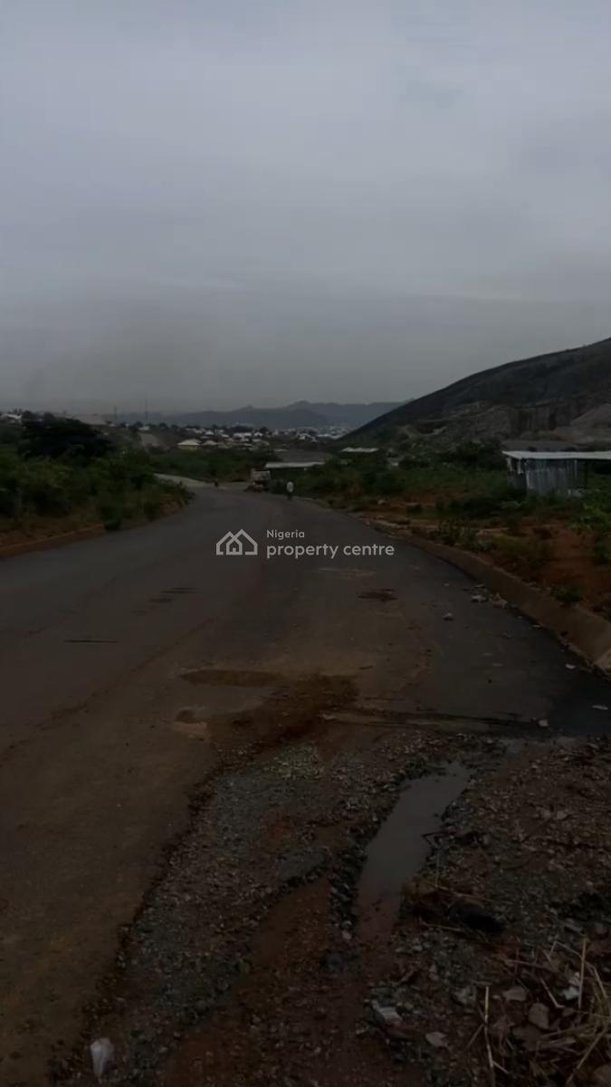 Distress Sell 1 Hectare Estate Land, Fully Tarred Road All Through, Mpape, Abuja, Residential Land for Sale