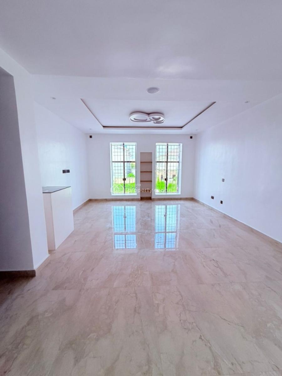 Spacious 5-bedroom Duplex with 5rooms Bq, Off Admiralty Road, Lekki Phase 1, Lekki, Lagos, Detached Duplex for Sale