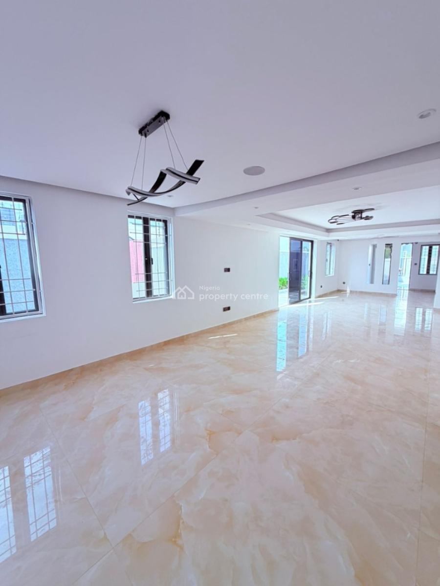Spacious 5-bedroom Duplex with 5rooms Bq, Off Admiralty Road, Lekki Phase 1, Lekki, Lagos, Detached Duplex for Sale