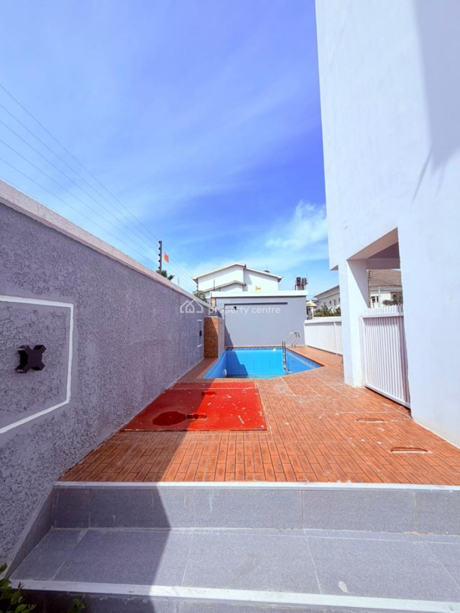 Spacious 5-bedroom Duplex with 5rooms Bq, Off Admiralty Road, Lekki Phase 1, Lekki, Lagos, Detached Duplex for Sale
