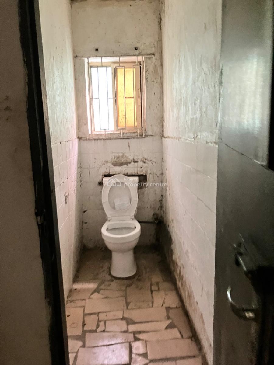 Beautiful 3 Bedroom Flat Office Space Downstairs with Good Parking, Secured and Accessible Environment Off Toyin Road Ikeja, Ikeja, Lagos, Office Space for Rent