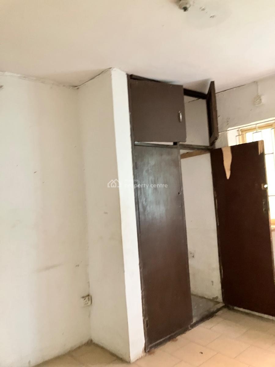 Beautiful 3 Bedroom Flat Office Space Downstairs with Good Parking, Secured and Accessible Environment Off Toyin Road Ikeja, Ikeja, Lagos, Office Space for Rent