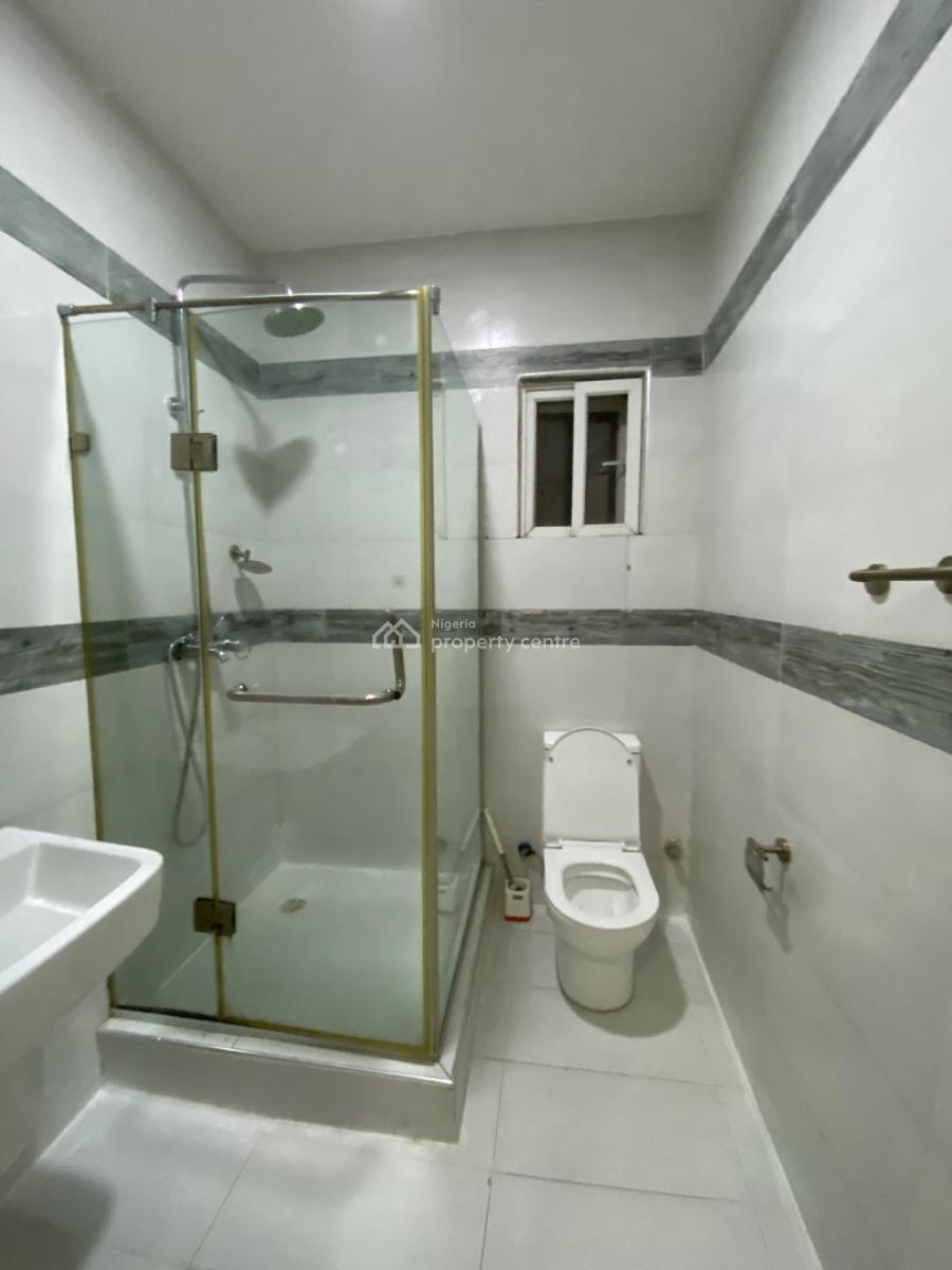 Single Room Upstairs Sharing Kitchen with Open Parlor, Orchid Road Victoria Bay Estate, Lekki, Lagos, Flat / Apartment for Rent