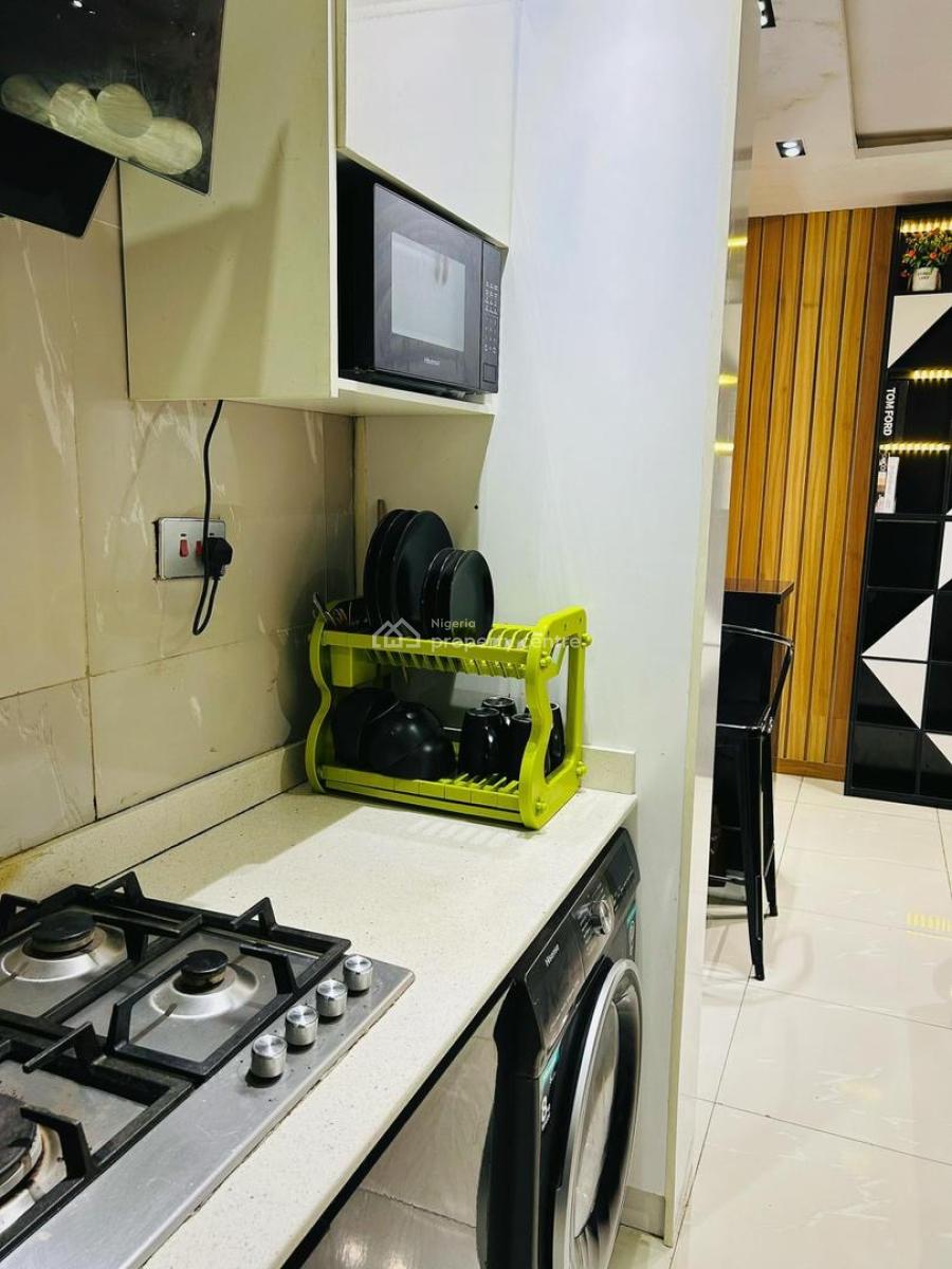 Beautiful 1-bedroom Apartment with Swimming Pool and Elevator, Ikate, Lekki, Lagos, Flat / Apartment Short Let