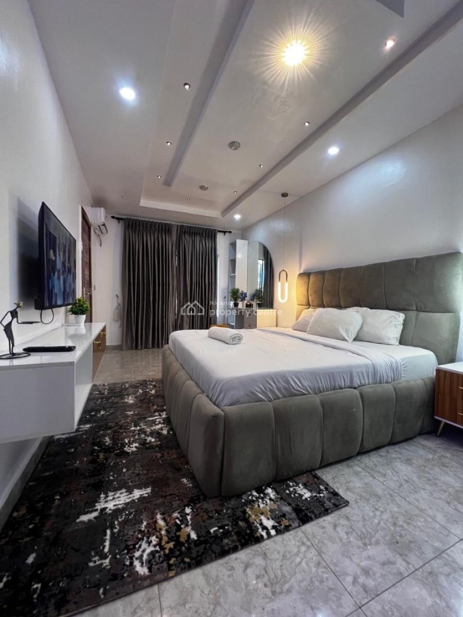 Beautiful 1-bedroom Apartment with Swimming Pool and Elevator, Ikate, Lekki, Lagos, Flat / Apartment Short Let