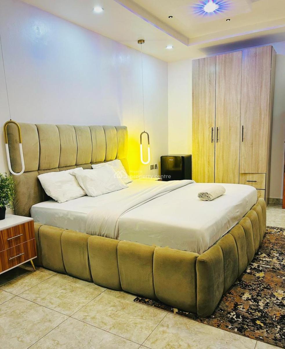Beautiful 1-bedroom Apartment with Swimming Pool and Elevator, Ikate, Lekki, Lagos, Flat / Apartment Short Let