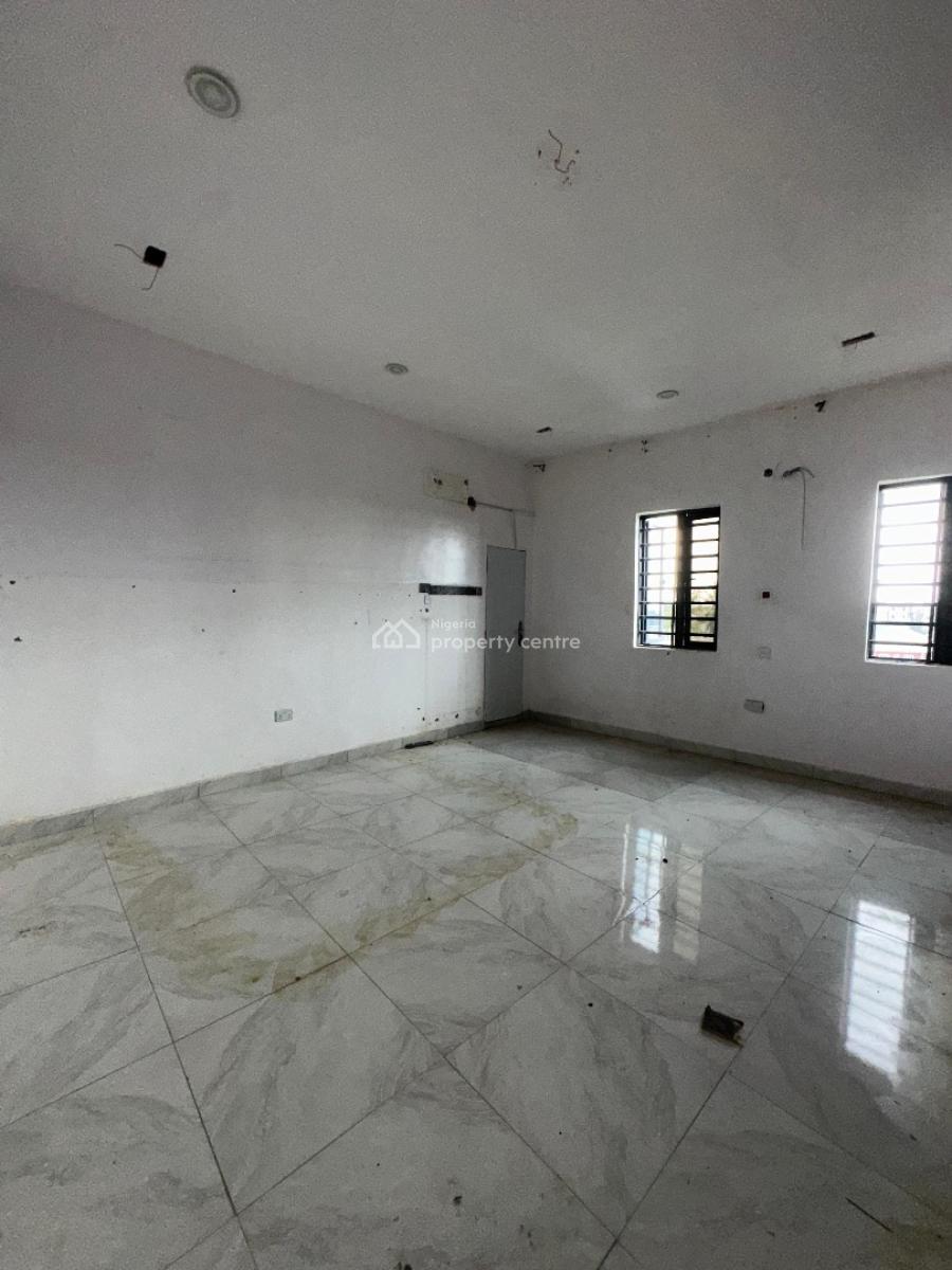 3 Bedroom Penthouse, Ologolo, Lekki, Lagos, Self Contain (single Rooms) for Rent