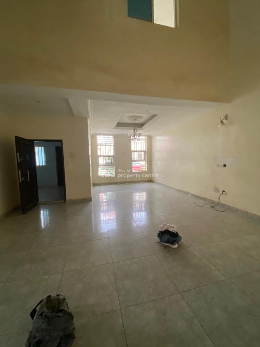 Office/ Residential Use 4 Bedrooms Terrace Duplex with 2 Living Rooms, Gwarinpa, Abuja, Terraced Duplex for Rent