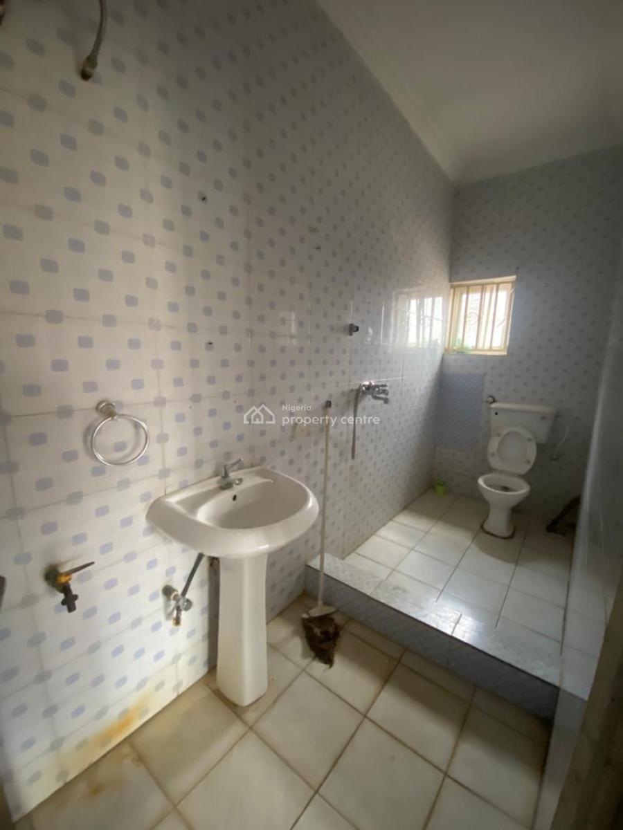 Office/ Residential Use 4 Bedrooms Terrace Duplex with 2 Living Rooms, Gwarinpa, Abuja, Terraced Duplex for Rent
