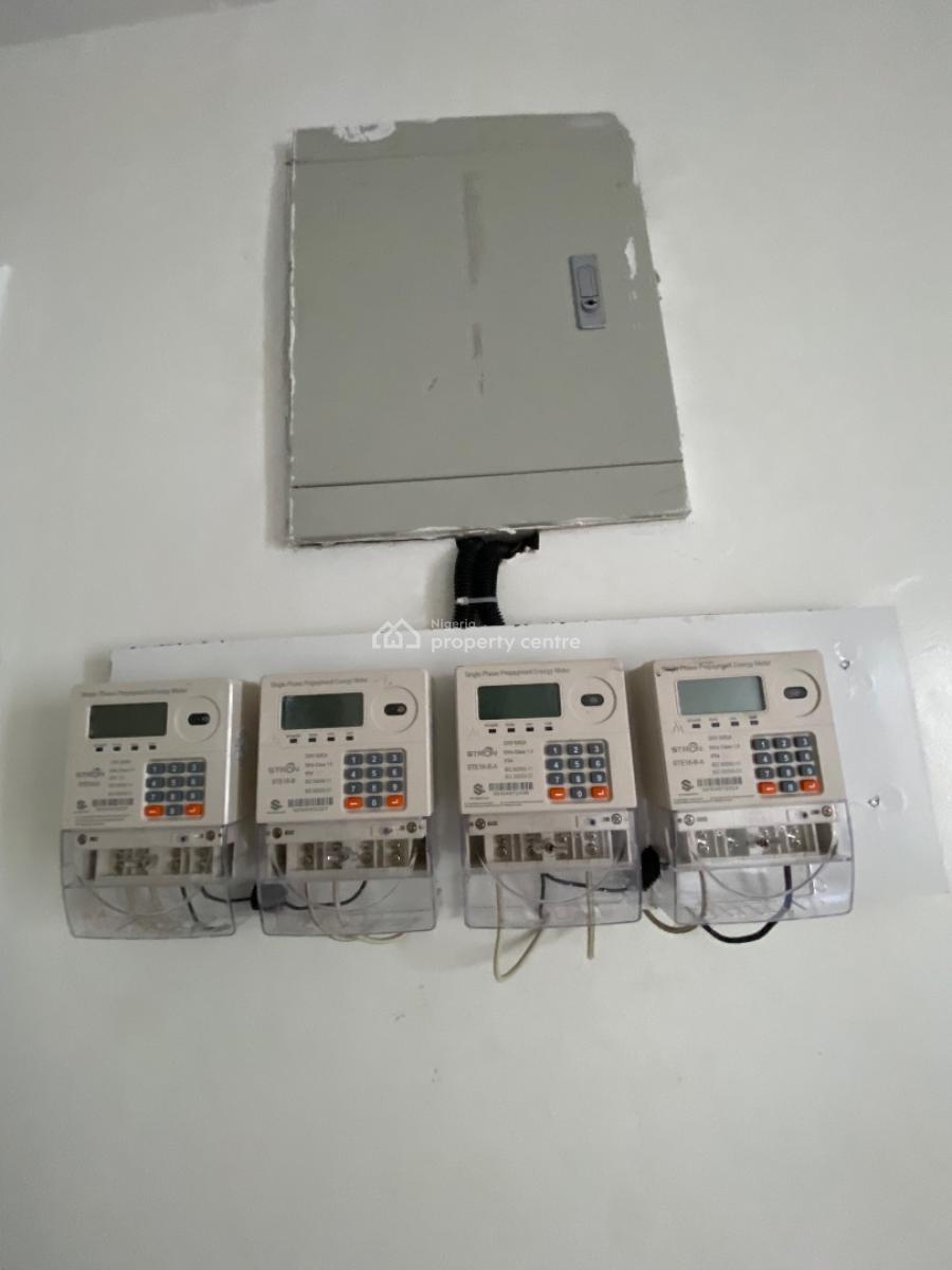 Unfurnished Studio Room Upstairs with Mini Kitchen and Private Meter, Orchid Road Victoria Bay, Lekki, Lagos, Self Contain (single Rooms) for Rent
