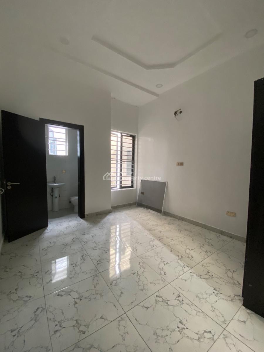 Single Room Upstairs Sharing Kitchen in a Serviced Estate, Orchid Road Before The Roundabout, Lekki, Lagos, Self Contain (single Rooms) for Rent