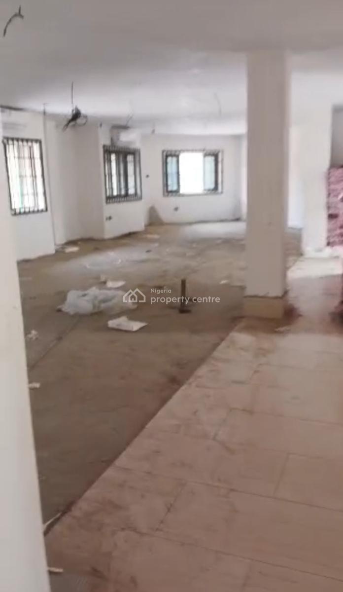 650sqm on The Third Floor Along a Major Road, Amino Kano, Wuse 2, Abuja, Plaza / Complex / Mall for Rent