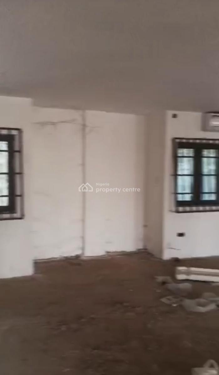 650sqm on The Third Floor Along a Major Road, Amino Kano, Wuse 2, Abuja, Plaza / Complex / Mall for Rent