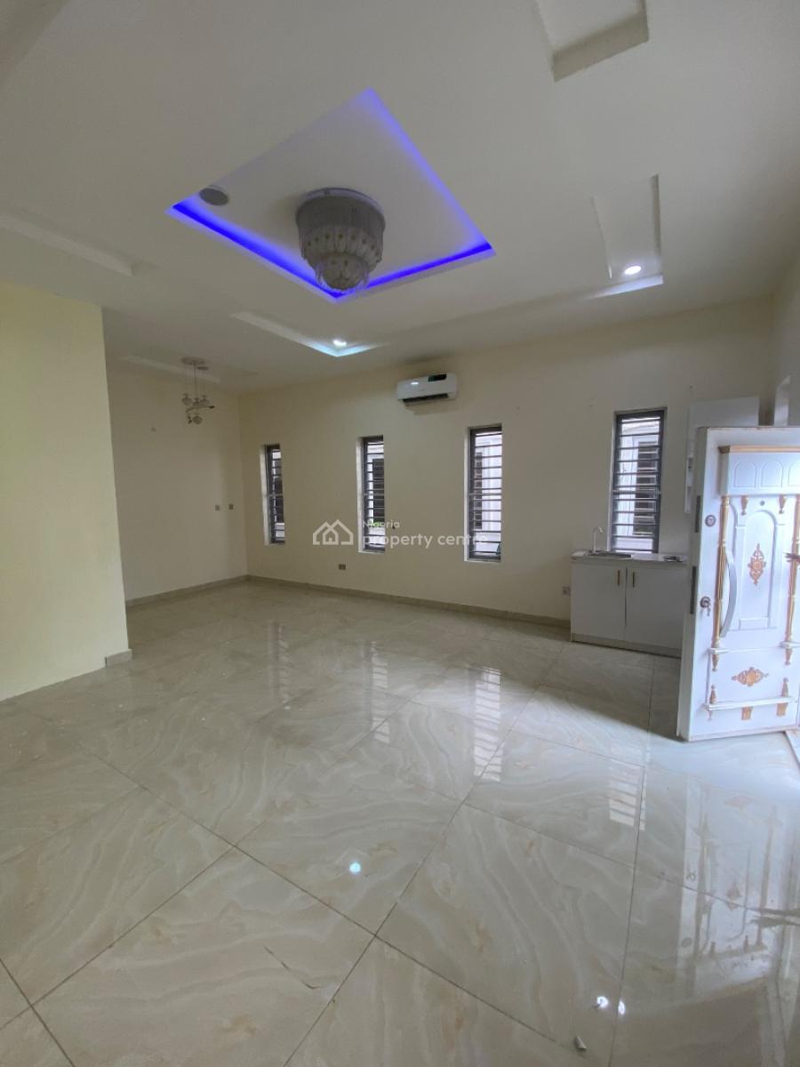 Studio Apartment with Ac and Open Plan Kitchen, Orchid Road Dpkay Estate, Lekki, Lagos, Self Contain (single Rooms) for Rent