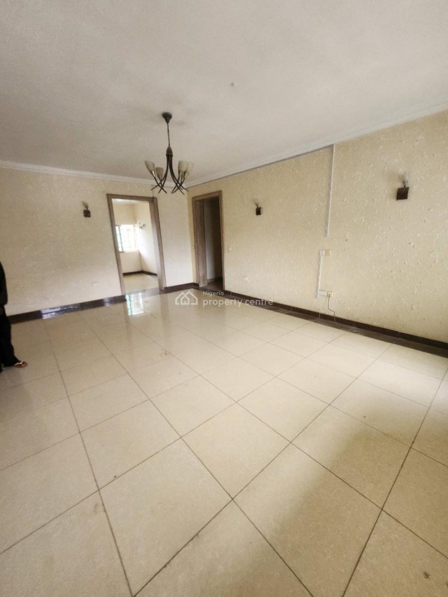 Service 3bedroom Flat with Selfco Bq, 1st Floor, with Ac & Gen,tarred, Jabi Main( Tarred Rd, Jabi, Abuja, Flat / Apartment for Rent