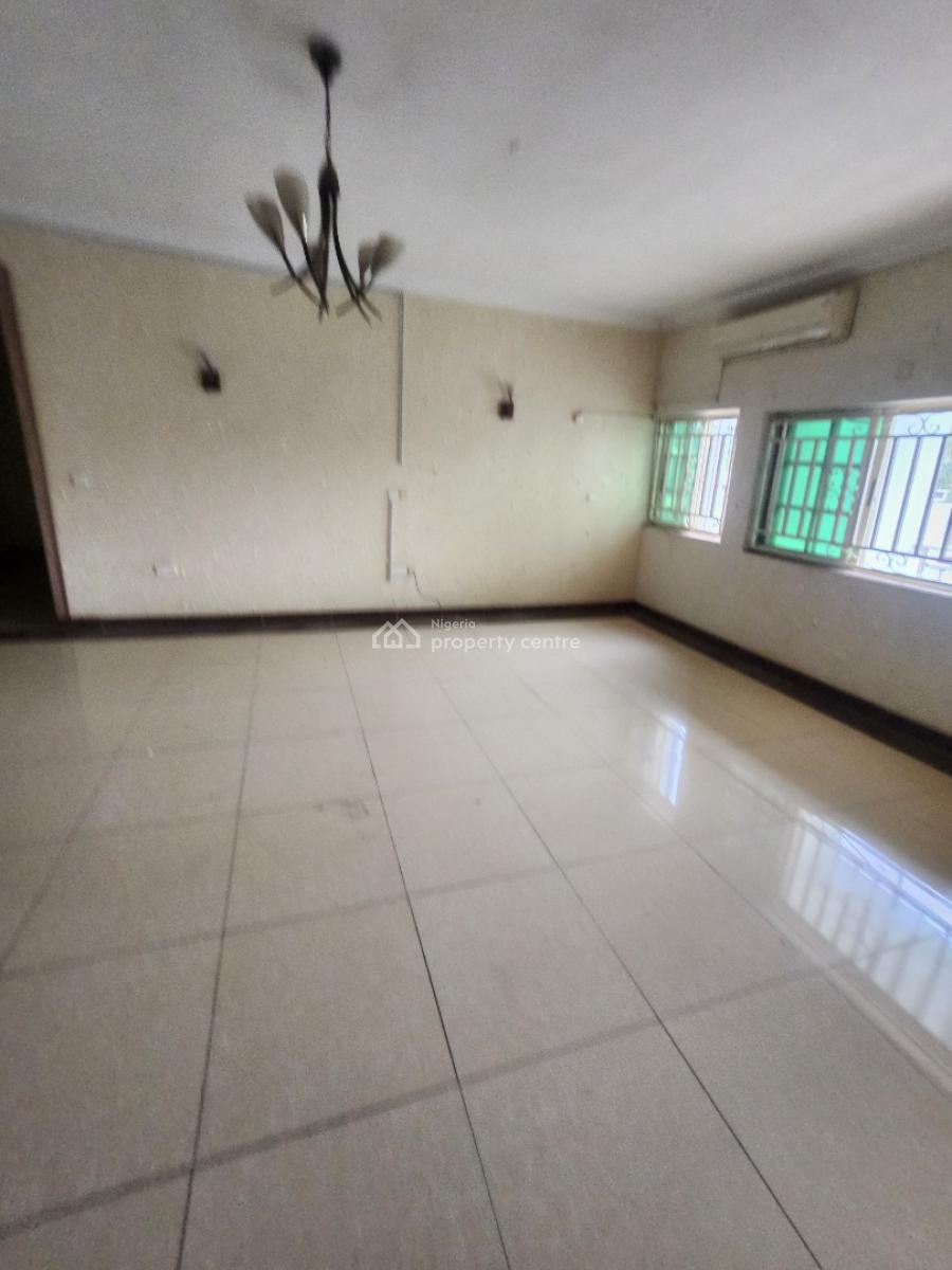 Service 3bedroom Flat with Selfco Bq, 1st Floor, with Ac & Gen,tarred, Jabi Main( Tarred Rd, Jabi, Abuja, Flat / Apartment for Rent