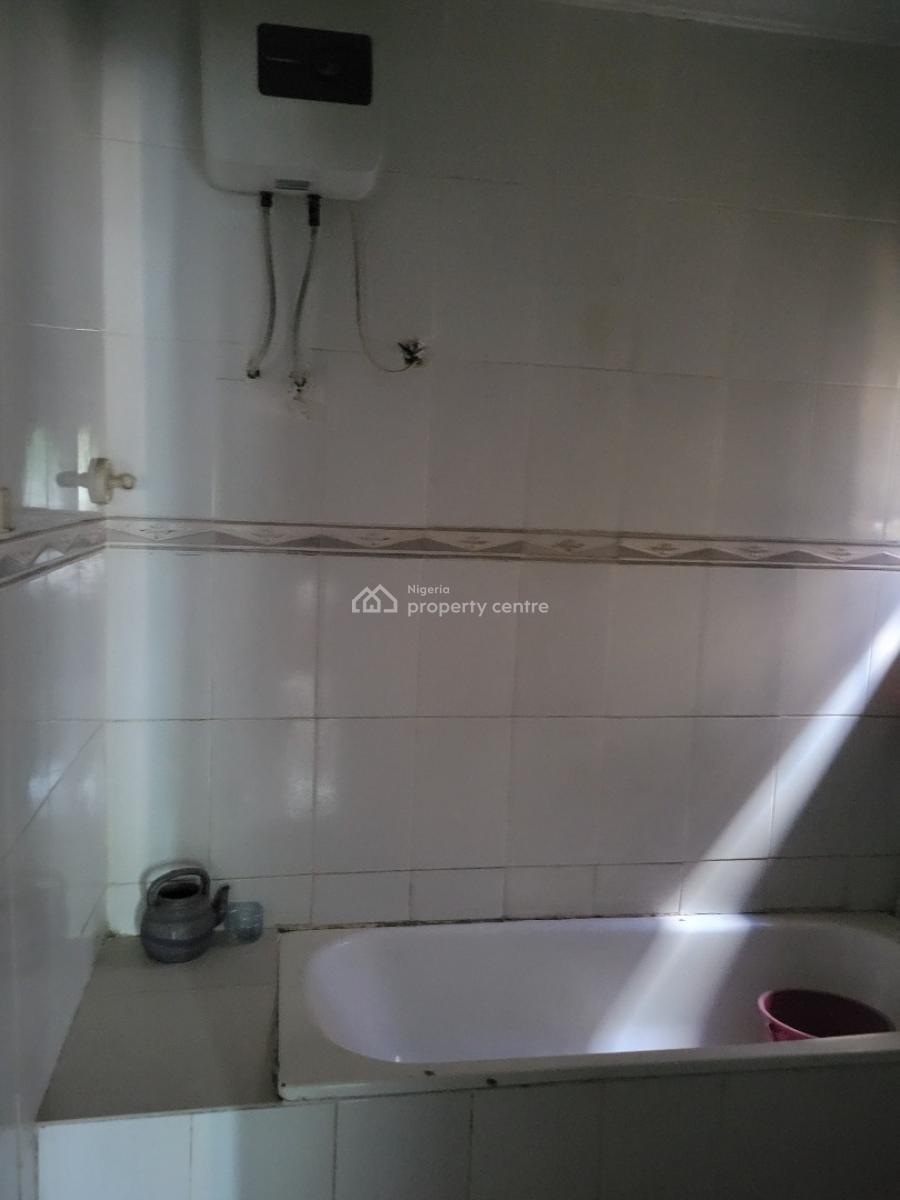 Spacious 3 Bedroom Flat Garki 2, Garki, Abuja, Flat / Apartment for Rent