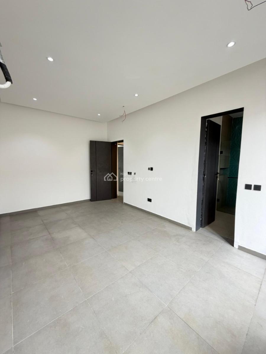 Lovely 3bedroom Terrace Duplex with Bq in a Secure Estate, Lekki Phase 1, Lekki, Lagos, Terraced Duplex for Sale