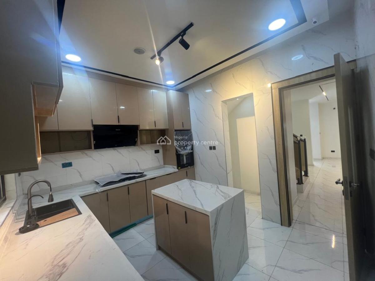 Self Compound 4 Bedroom Semi-detached Duplex, Chevron, Lekki, Lagos, Semi-detached Duplex for Sale