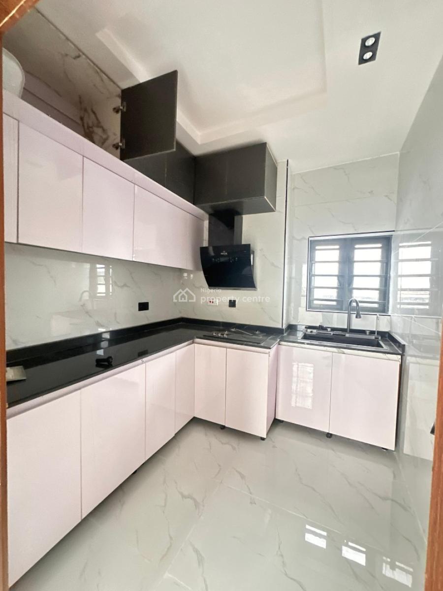 Excellent Newly Built 1 Bedroom Penthouse, Orchid Road, Lekki, Lagos, Flat / Apartment for Sale