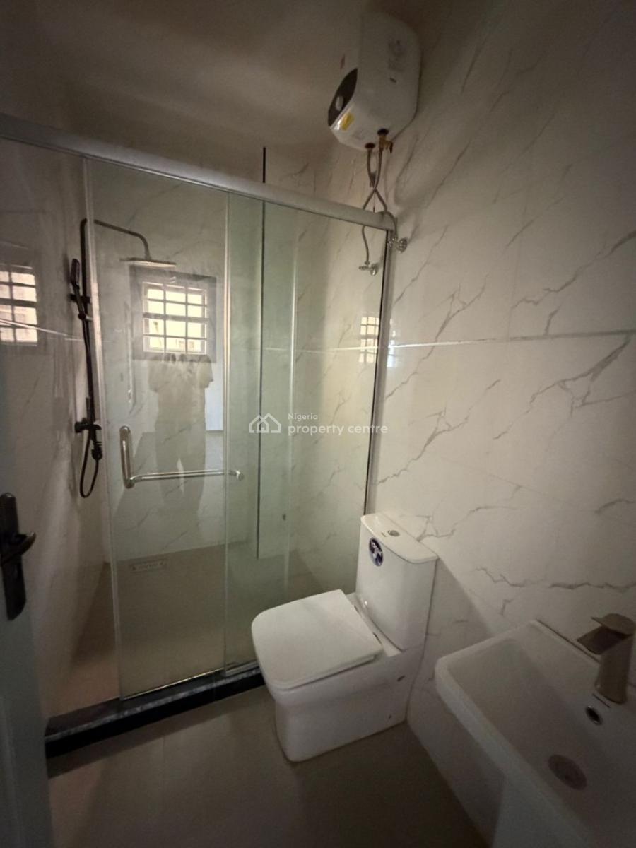 Well Built 3 Bedroom Apartment, Mabushi, Abuja, Flat / Apartment for Sale