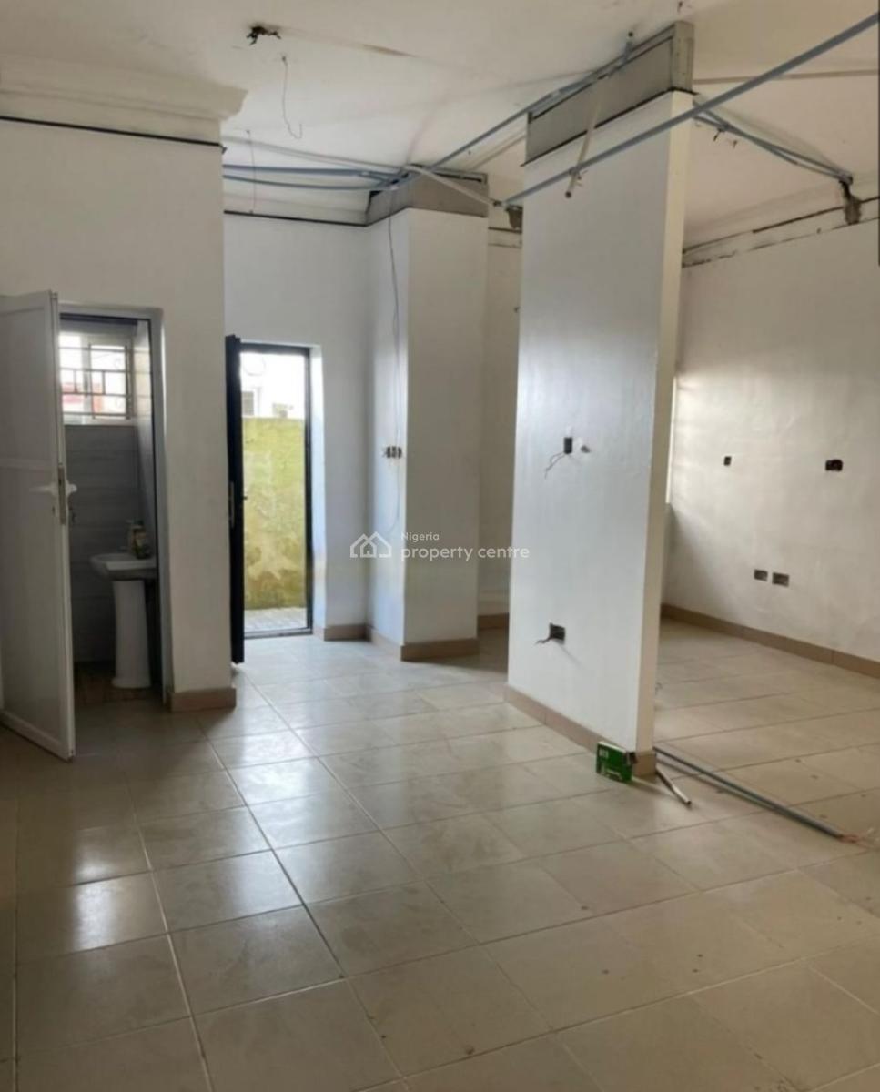 Spacious and Well Maintained Commercial 4 Bedroom Fully Detached Duplex, Lekki, Lagos, Detached Duplex for Rent