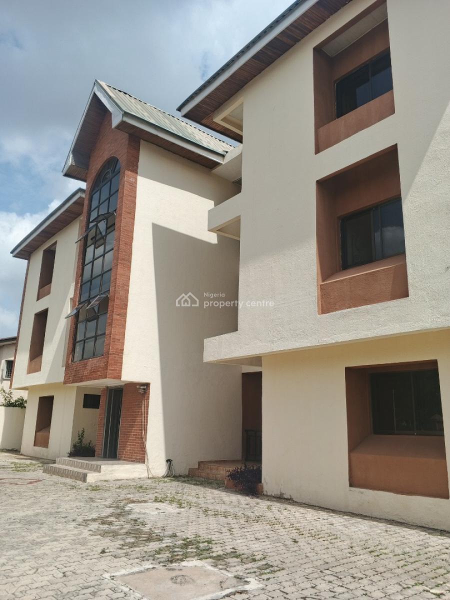 Corperate Lease: 6 Units 3 Bedroom Flat with 1 Room Bq, Maitama District, Abuja, Flat / Apartment for Rent
