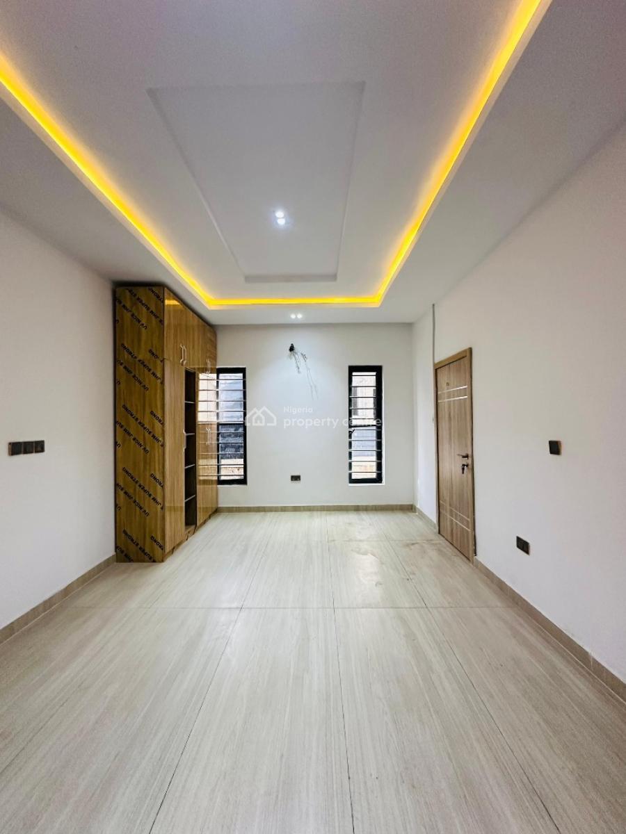 Very Spacious 2 Bedroom Apartment, New Road, Chevron, Lekki, Lagos, Self Contain (single Rooms) for Rent