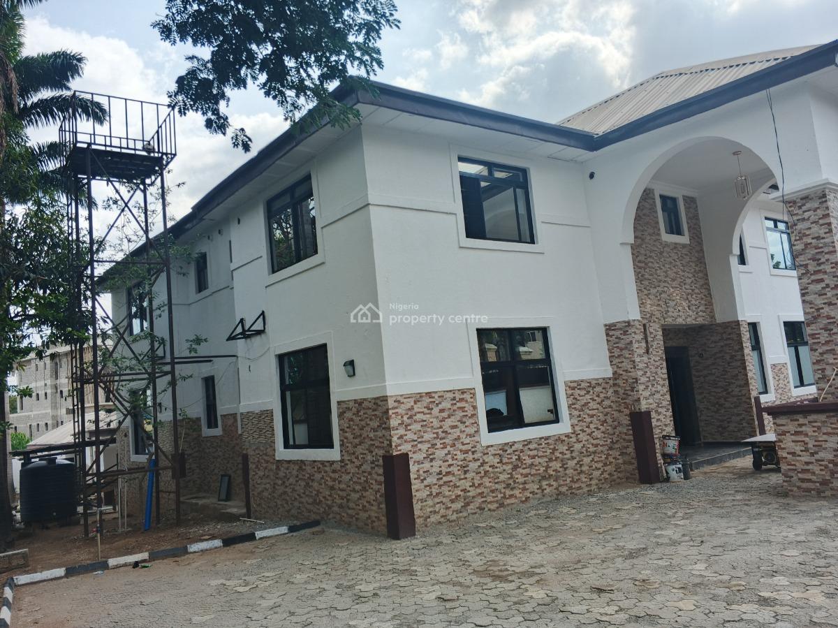 5 Bedrooms Detached Duplex with 2 Bedrooms Guest Chalet and 1 Bedroom, Maitama District, Abuja, Detached Duplex for Rent