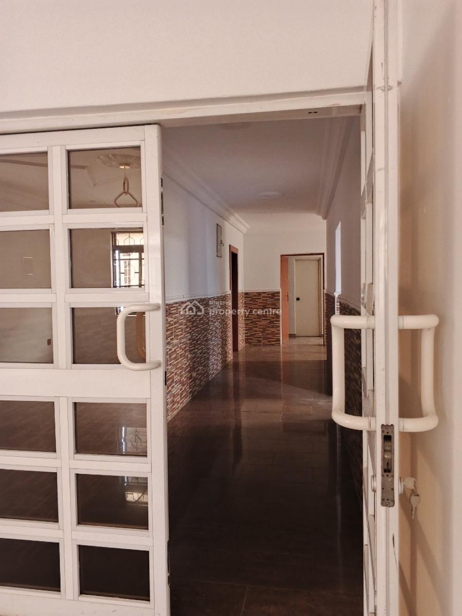 5 Bedrooms Detached Duplex with 2 Bedrooms Guest Chalet and 1 Bedroom, Maitama District, Abuja, Detached Duplex for Rent