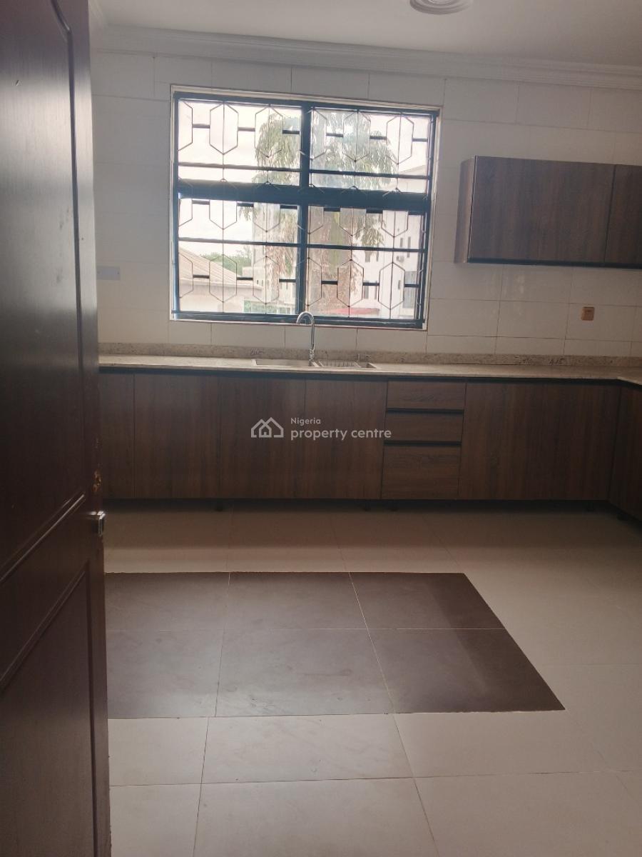 5 Bedrooms Detached Duplex with 2 Bedrooms Guest Chalet and 1 Bedroom, Maitama District, Abuja, Detached Duplex for Rent