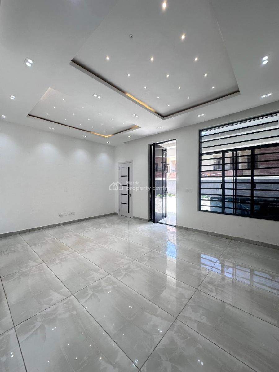 Fully Serviced 3 Bedroom Apartment ( Ground Floor Available), Lekki Phase 1, Lekki, Lagos, Self Contain (single Rooms) for Rent