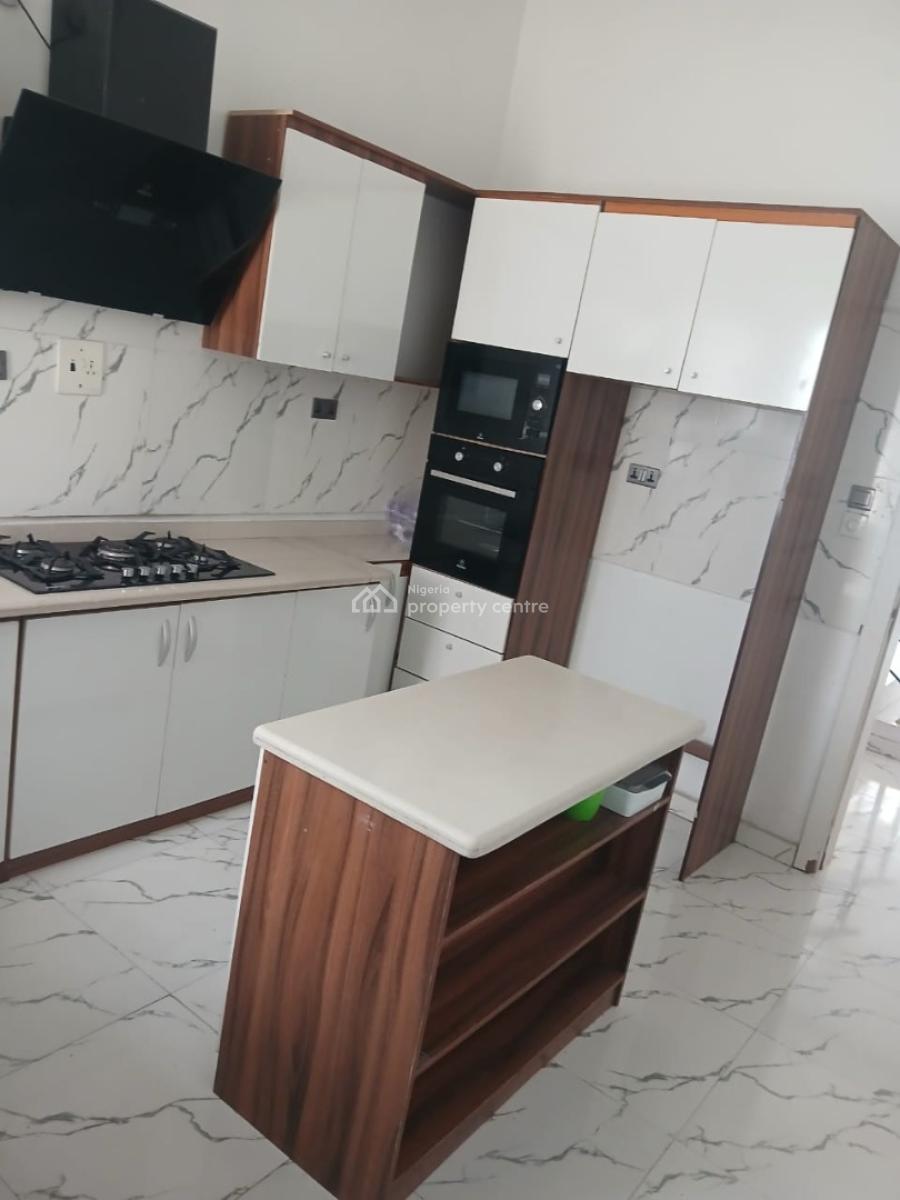 4 Bedroom Semi-detached House in Royal Pine Estate, Orchid Road, Lekki, Royal Pine Estate, Orchid Road, Lekki Phase 1, Lekki, Lagos, Semi-detached Duplex for Rent