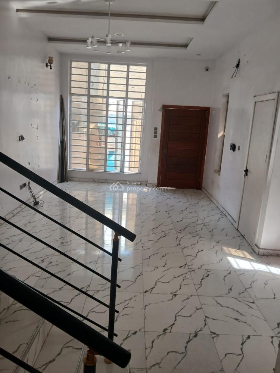 4 Bedroom Semi-detached House in Royal Pine Estate, Orchid Road, Lekki, Royal Pine Estate, Orchid Road, Lekki Phase 1, Lekki, Lagos, Semi-detached Duplex for Rent
