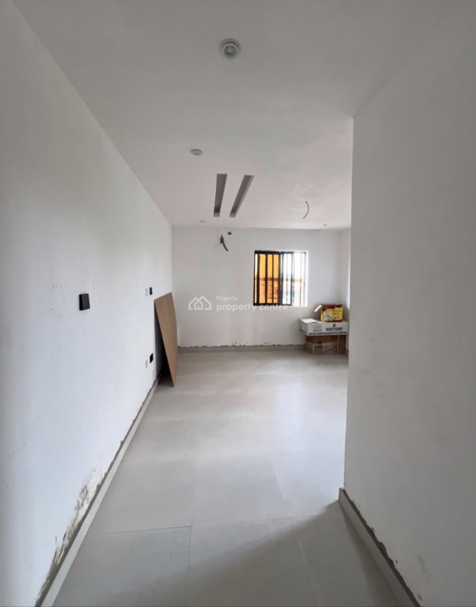 Finished 2 Bedroom Apartment, Adeniyi Jones, Ikeja, Lagos, Block of Flats for Sale