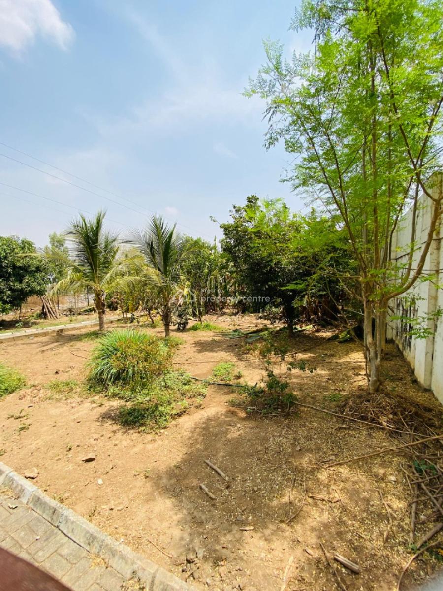 6 Bedroom Luxury Mansion, Guzape, Guzape District, Abuja, Detached Duplex for Sale