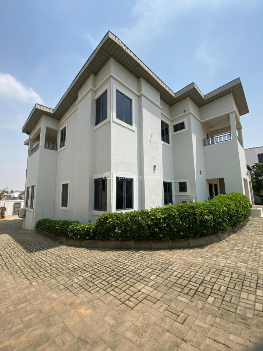 6 Bedroom Luxury Mansion, Guzape, Guzape District, Abuja, Detached Duplex for Sale