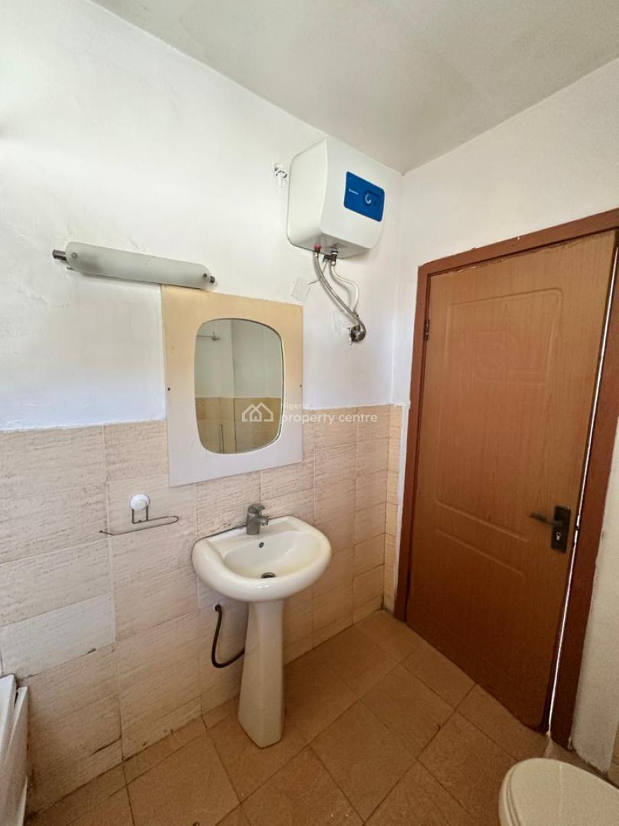 Fully Serviced 3 Bedroom Apartment with Bq, Prime Water Garden Freedom Way, Lekki Phase 1, Lekki, Lagos, Flat / Apartment for Rent