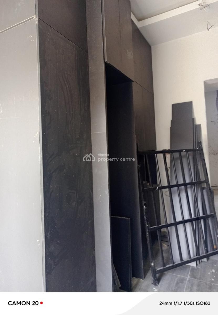 Stunning 4 Bedroom Terrace Duplex with Bq and Spacious Compound.  Lo, Surulere, Lagos, Terraced Duplex for Sale