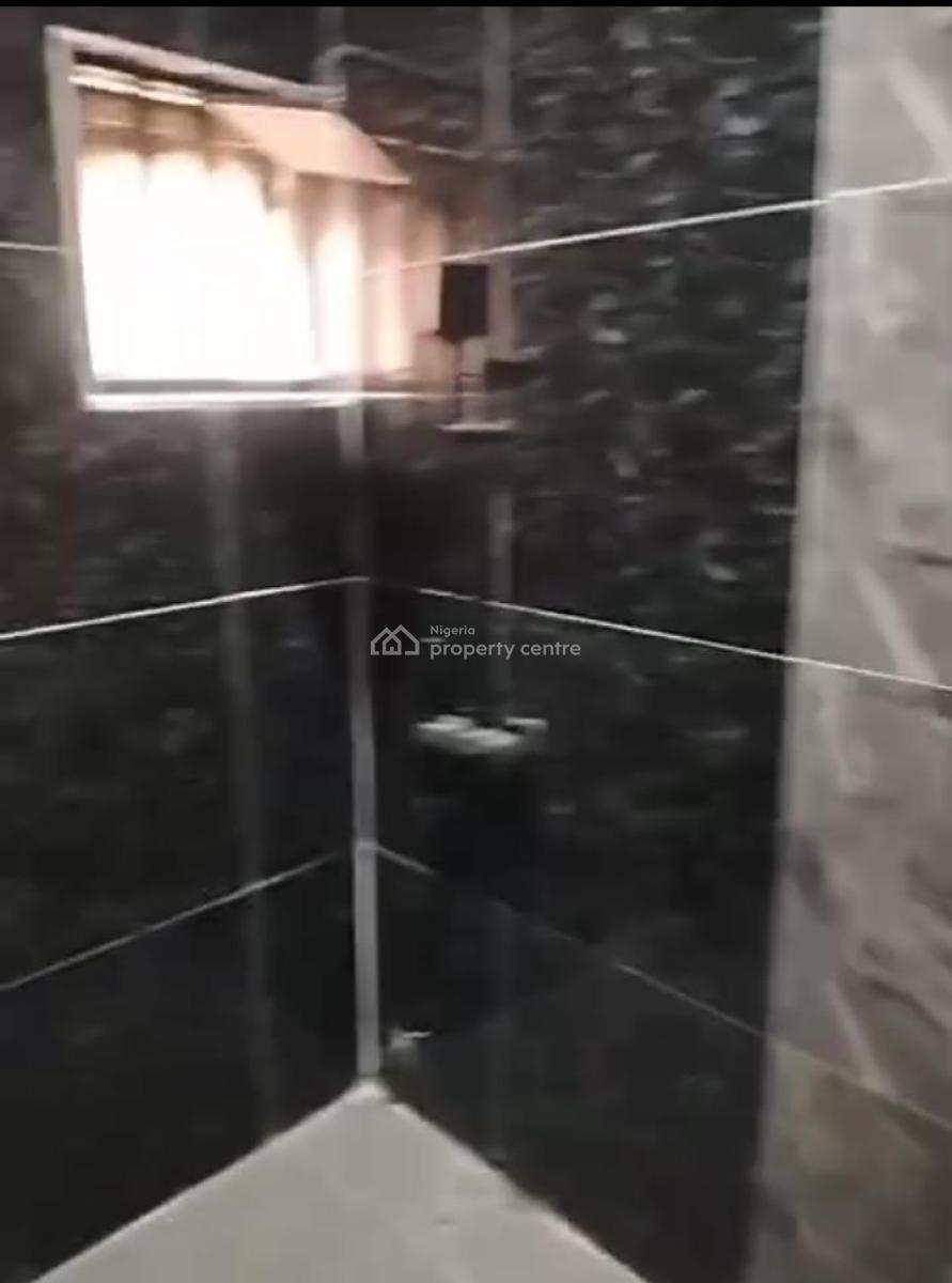 Lovely 2 Bedroom Flat, Gra, Ogudu, Lagos, Flat / Apartment for Rent