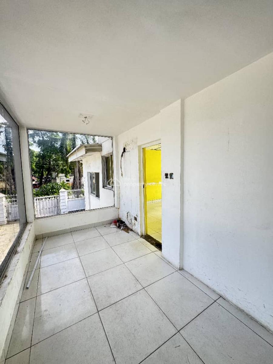8 Bedroom Detached House with 2 Rooms Bq for Commercial Use, Serene & Secured Neighborhood, Old Ikoyi, Ikoyi, Lagos, Office Space for Sale