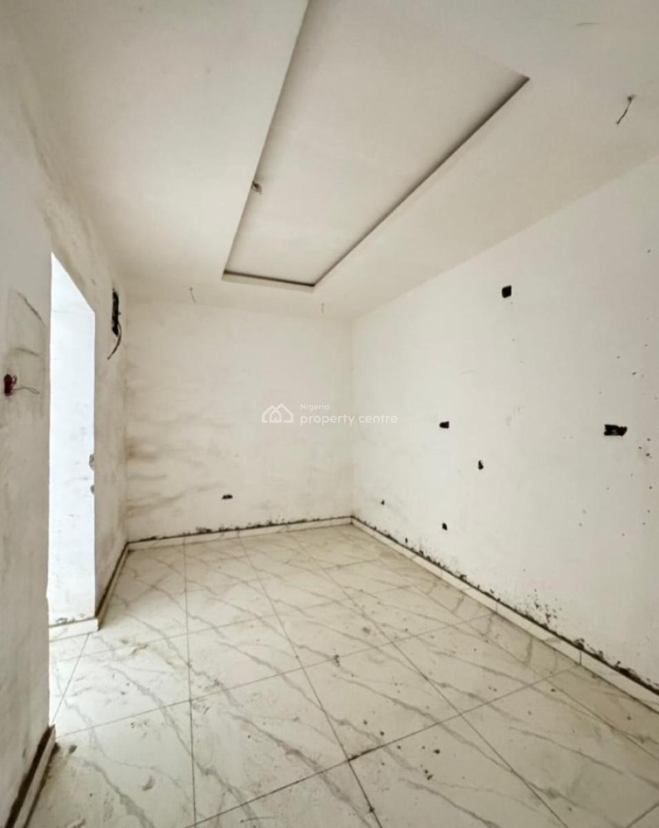 3 Bedroom Apartment, Gbagada, Lagos, Block of Flats for Sale