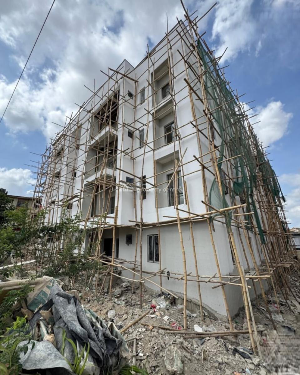 3 Bedroom Apartment, Gbagada, Lagos, Block of Flats for Sale