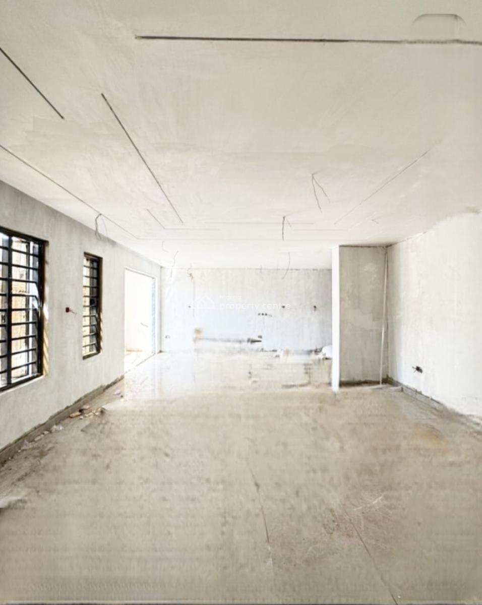 2 Bedroom Apartment with Bq, Yaba, Lagos, Block of Flats for Sale