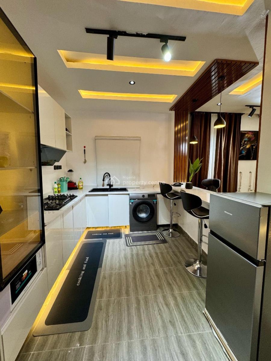 Lovely 1 Bedroom Bedroom Stand Alone Apartment with Smart Lock, Lekki Phase 1, Lekki, Lagos, Flat / Apartment Short Let